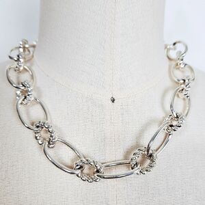 CHAPS Chunky Silver Curb Chain Collar Necklace | Toggle Clasp | 16"